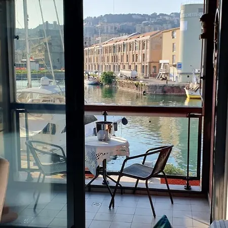 Sul Mare Kate דירה